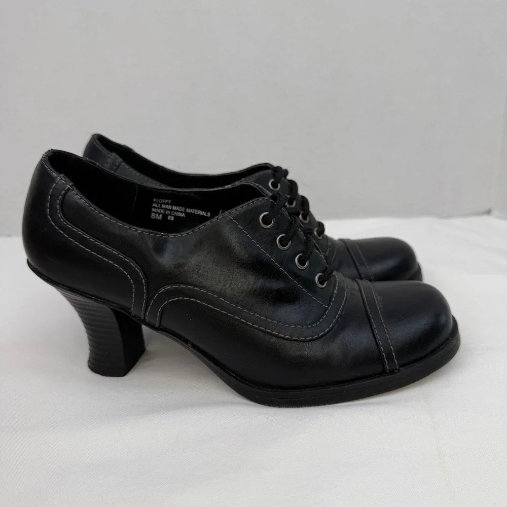 Mudd Floppy Black Lace Up Oxford Heels Vintage Y2K Cap Toe Shoes Size 8M